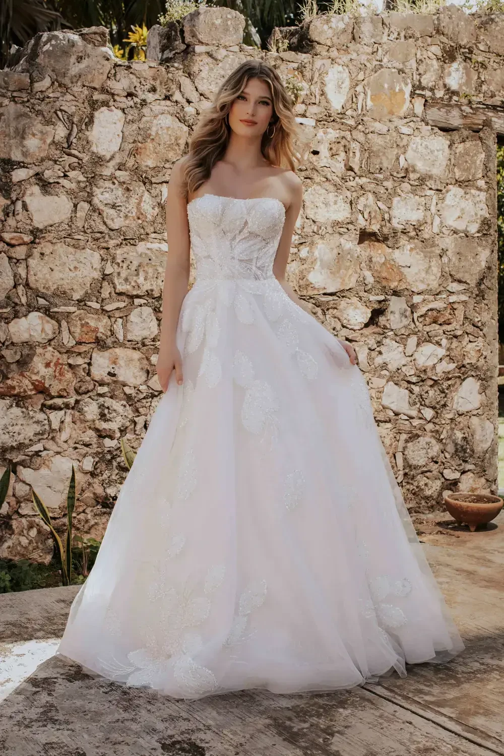 Abella by Allure