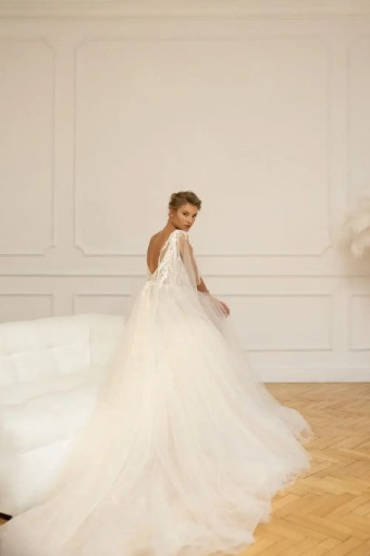 Eva Lendel Esmeray #2 thumbnail