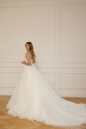 Eva Lendel Orli #1 thumbnail